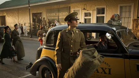 Vom avea mereu strada Bourbon